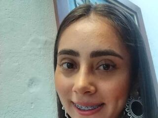 naked girl with webcam fingering ScarlettMiller