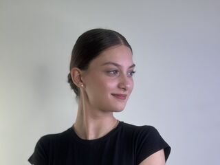 adult web cam chat SharikaWigington