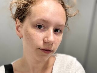 shaved pussy webcam ShayVitkus
