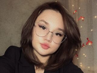 chat live cam ShielaQuam