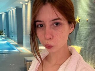 beautiful webcamgirl SibleyEarnest