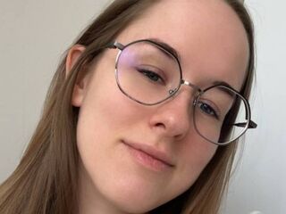 cam girl masturbating SophiMalesik