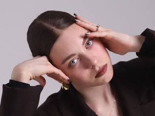 cam girl masturbating SophiaCurlam