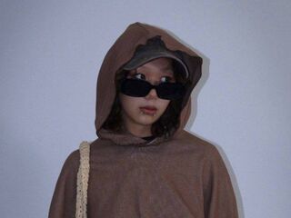 naked camgirl picture SumikoKrejcik