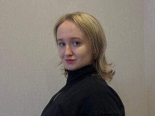 cam slut picture SuzannKernes