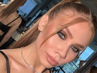 webcamgirl chat room TawnyaCarwell