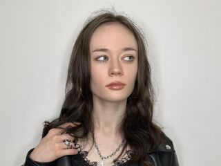 webcam girl chatroom TenishaSeebold