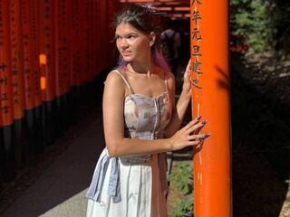 live strip tease show ThuAllin