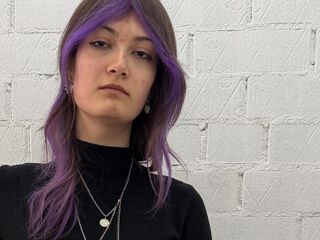 girl nude TieshaKresha