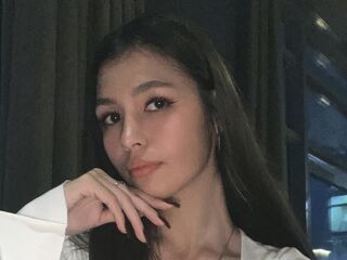 fingering camslut TreasaWurz