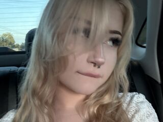 camslut topless VerlieRentar