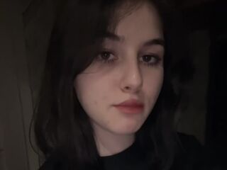 naughty chatroom WandaDillard