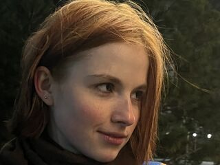 hot naked cam girl YumiMee