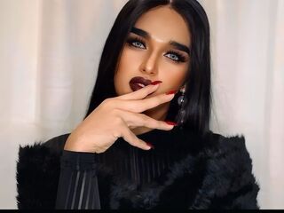 LaraBlair